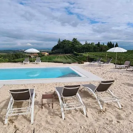 ベッド・アンド・ブレックファスト Corte Belvedere Custoza